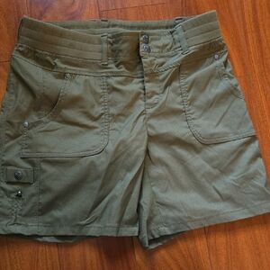 Athleta Khaki Adventure Shorts